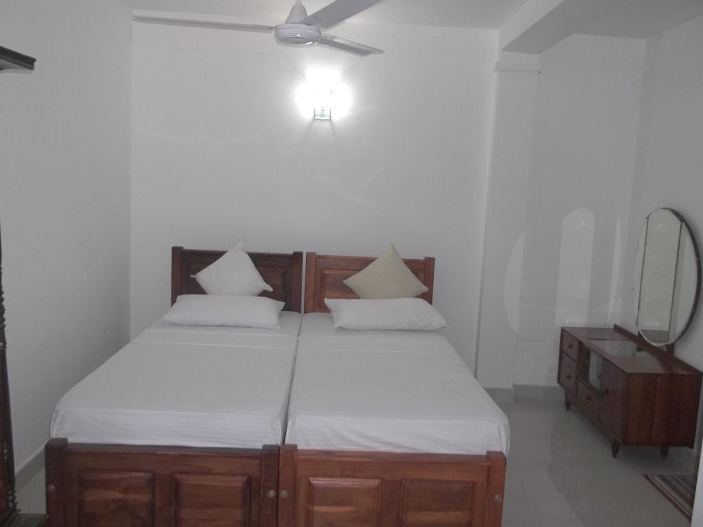 Srilanka Ayurveda Hotel Hikkaduwa Szoba fotó